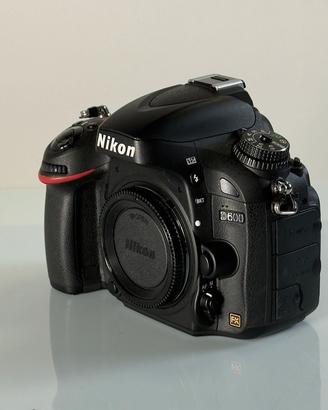 Nikon D600 body