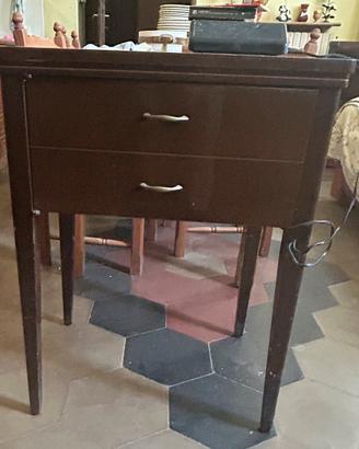 Macchina da cucire Singer 656G