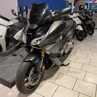 Honda Forza 750