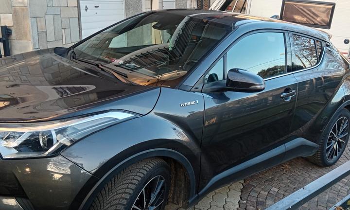Toyota C-HR 1.8 Hybrid Lounge