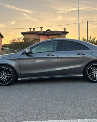 Mercedes Benz CLA 200 benzina