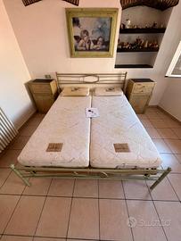 Letto matrimoniale elettrico+materasso+comodini