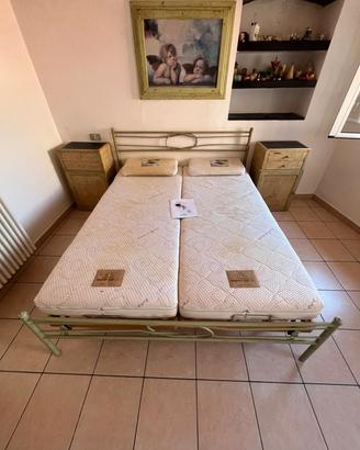 Letto matrimoniale elettrico+materasso+comodini