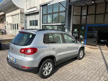 Volkswagen Tiguan 2.0 TDI CV140 4X4 Track&Field