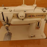 Macchina da cucire con mobile Singer