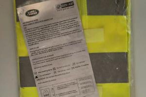 auto catarifrangente alta visibilità Land Rover