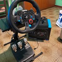 Play station 4 pro e simulatore di guida g29