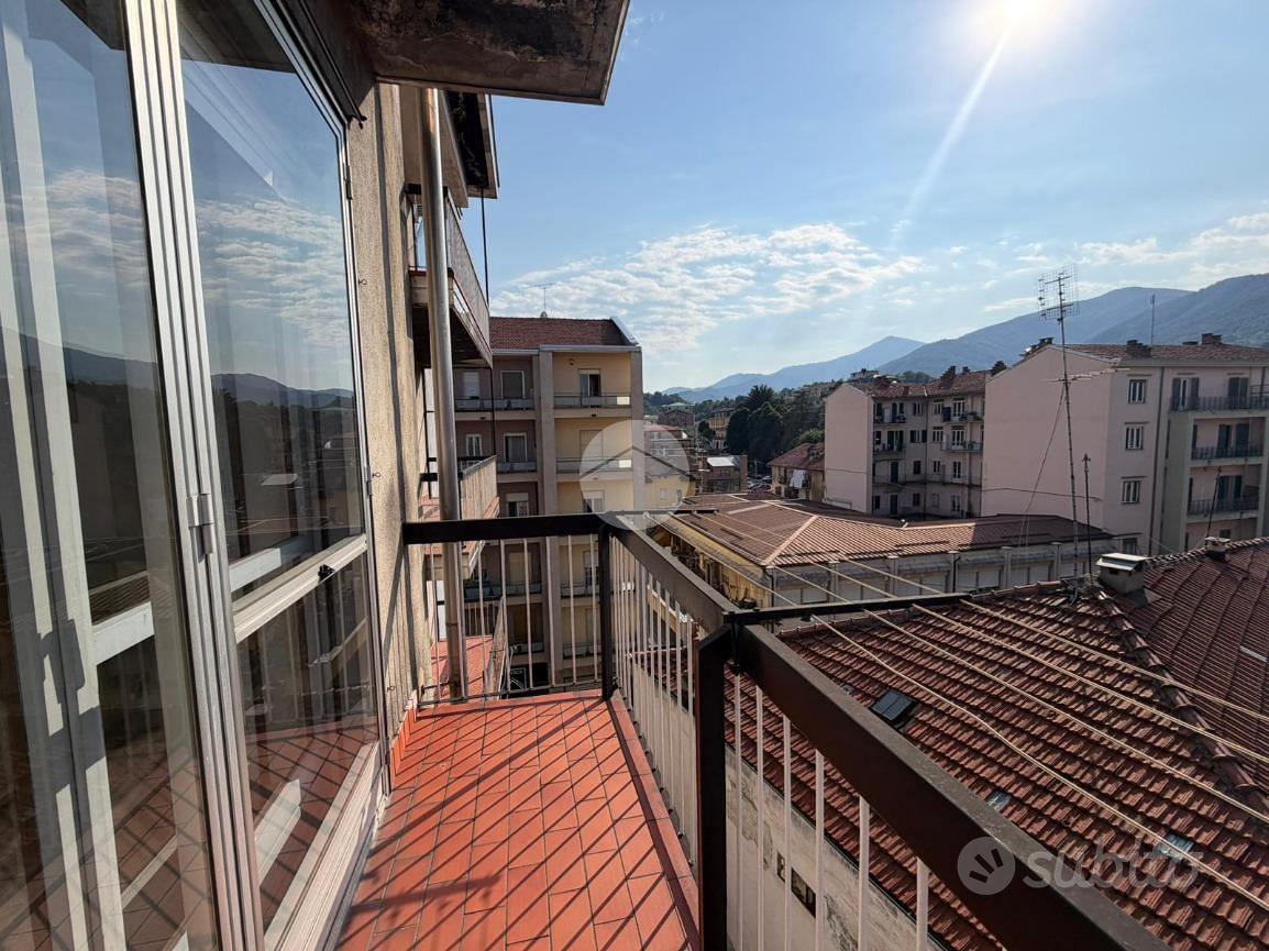 2 LOCALI A CUORGNÈ - Altro