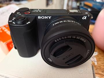Sony ZV-E10 II (Mark 2) + Obiettivo 16-50 e 18-105