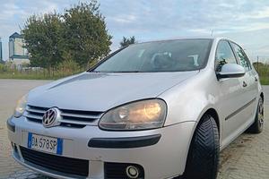 golf  1600 benzina gpl