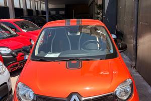 RENAULT TWINGO GT