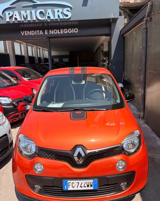 RENAULT TWINGO GT