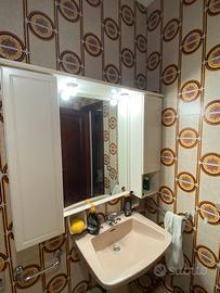 Mobile specchio per bagno