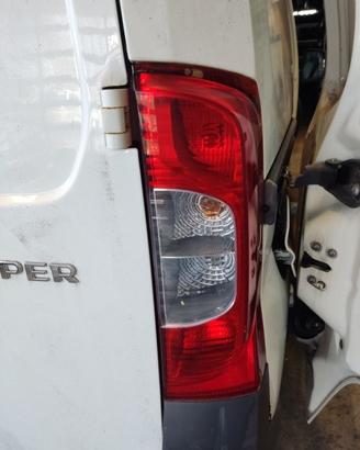 Fanale posteriore destro PEUGEOT BIPPER del 2015