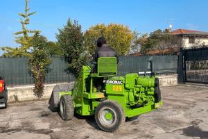 P98 Mini pala 25 q.li snodata