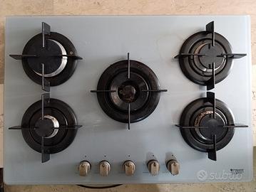 piano cottura 5 fuochi 