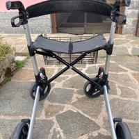 Deambulatore per anziani