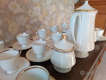 servizio caffè porcellana  bianca bordo oro vintag