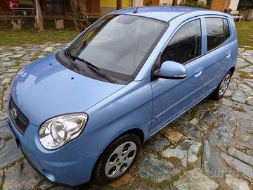 Kia Picanto 1.1 benzina