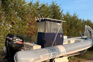 Gommone Capelli Tempest 900