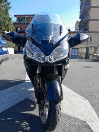 Kawasaki GTR 1400 - 2010