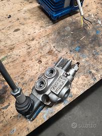 distributore idraulico