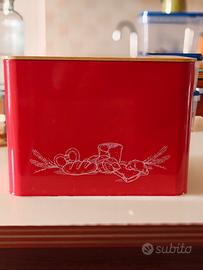 Portapane rosso con coperchio in bambù