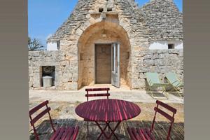 Trullo Pagliaro in agro di Cisternino