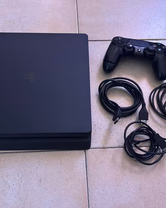 PS4 Slim + Controller + Cavi – Funzionante