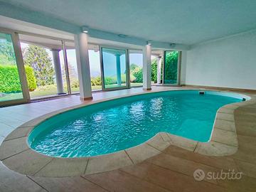 Incantevole villa con vista panoramica