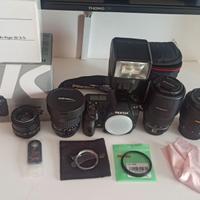 Pentax k-3 con tanti accessori