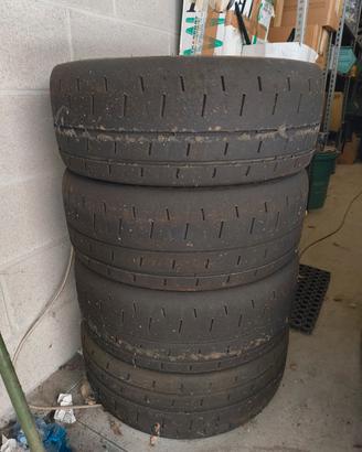 gomme rally Pirelli 235/40/18