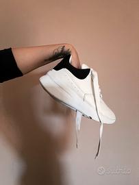 Sneakers McQueen