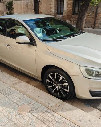 Volvo S60 D2 120cv 2.0 diesel 2017