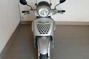 Scarabeo 125 ie