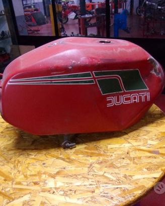 Ducati pantah 600 serbatoio