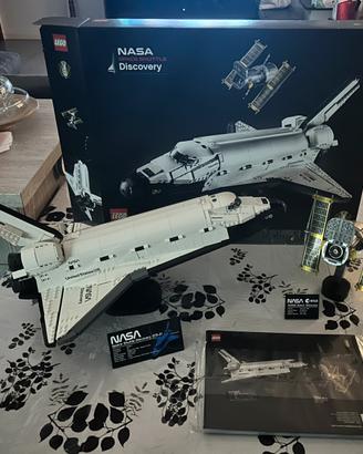 Lego 10283 space shuttle