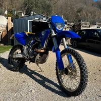 Yamaha WR 400 250€ anno di assicurazione