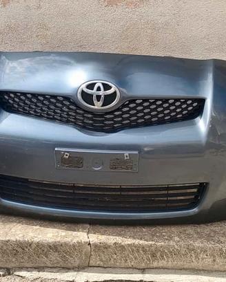 Paraurti anteriore Toyota Yaris '09