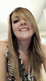 Controllo qualità, addetta al montaggio