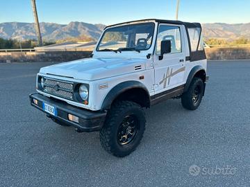 Suzuki Samurai