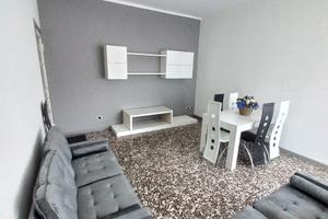 Trilocale ad Arona in Viale Francesco Baracca, 46