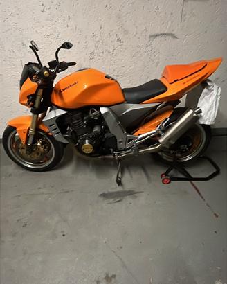 Kawasaki z1000