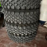 Cerchi e gomme tassellate panda 4x4 141