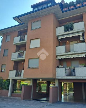 3 LOCALI A PAVIA