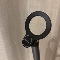 trepiedi da pavimento per cellulare e tablet