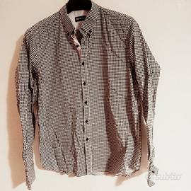 Camicia da uomo marca  RE  design bianco e nero.