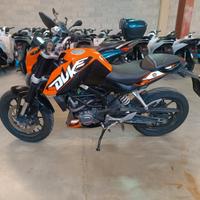 KTM DUKE 125