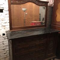 Credenza con specchio