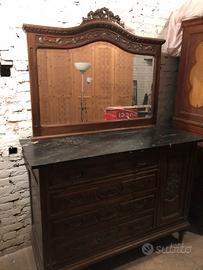 Credenza con specchio